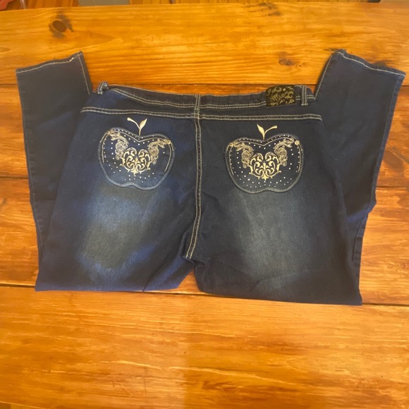 Y2K Apple Bottoms Jeans Women's Size 22 Rhinestone Bling Embroidered Dark Wash - Picture 1 of 9